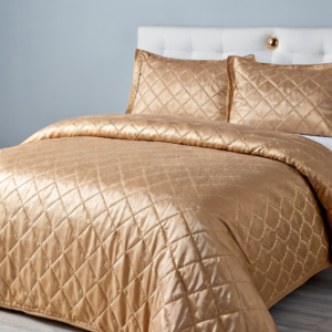 Winter Warmth Heavyweight Seasonal Quilt